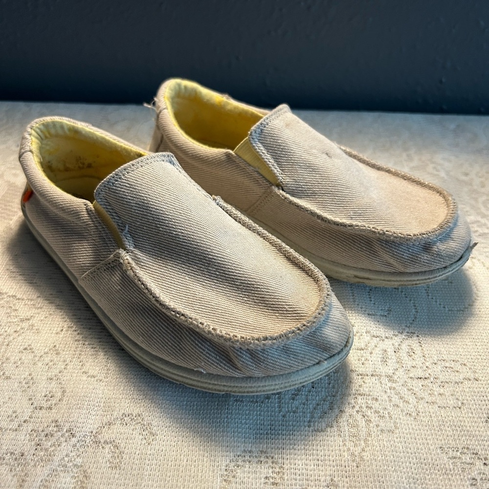 5 for $25 - Cat & Jack Cream Moccasin Kids Shoes